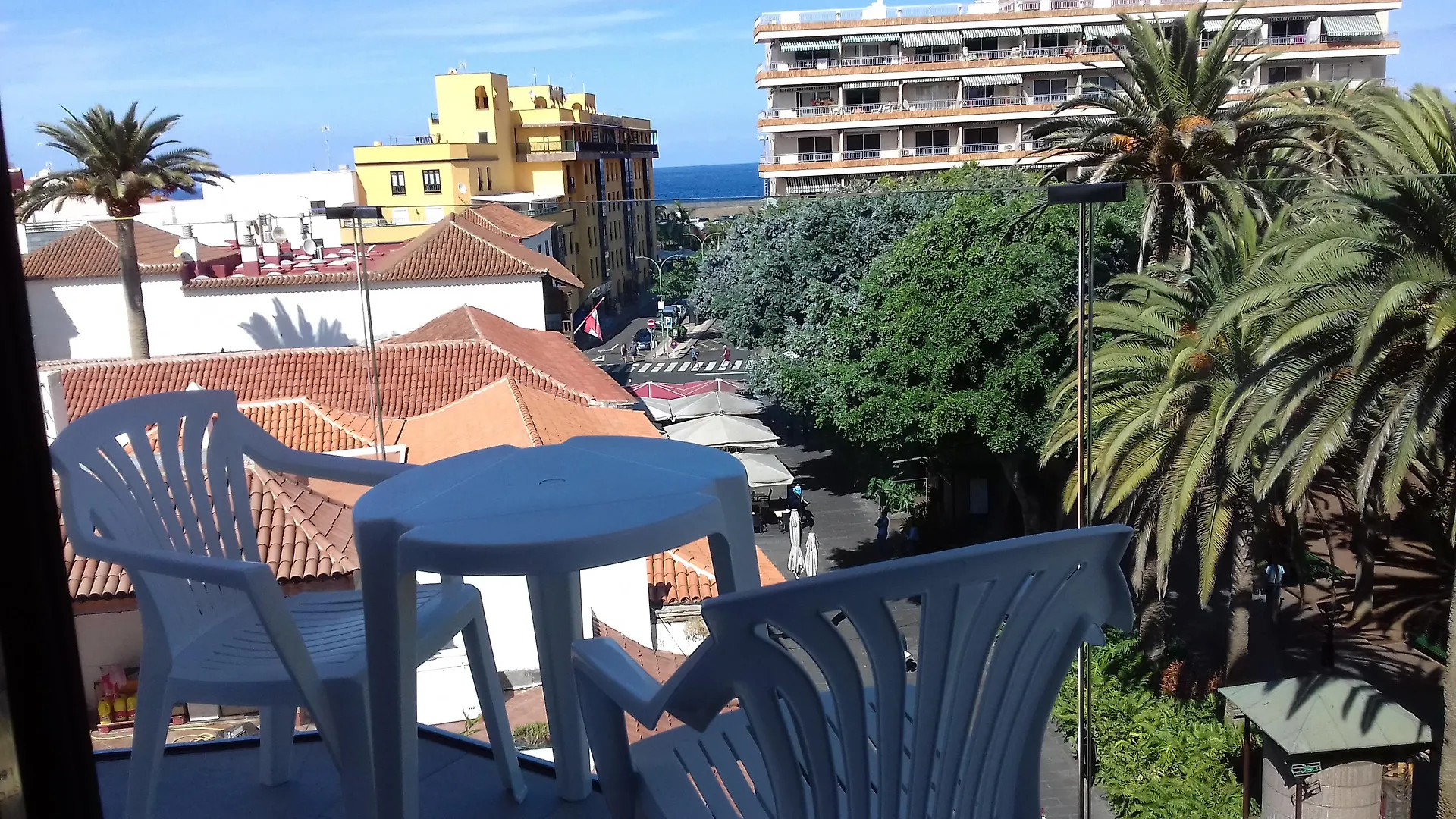 Hotel Tropical contacts